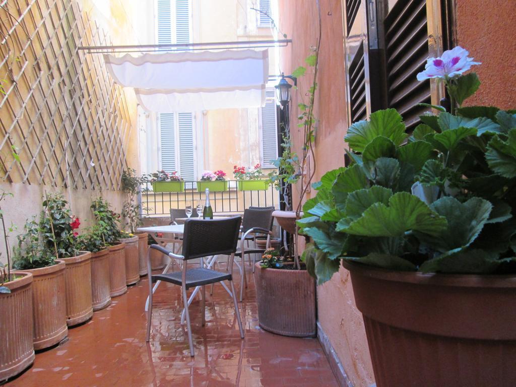 Trevi Elegance Suite Rome Bagian luar foto